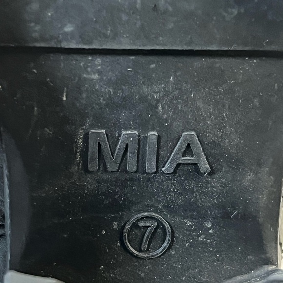 MIA Women Jody Chelsea Black Boots 7M Anatomic Contoured Footbed Block Heel Chic - Picture 11 of 16